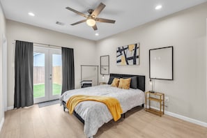 Indoors, Door, Appliance, Ceiling Fan, Home Decor