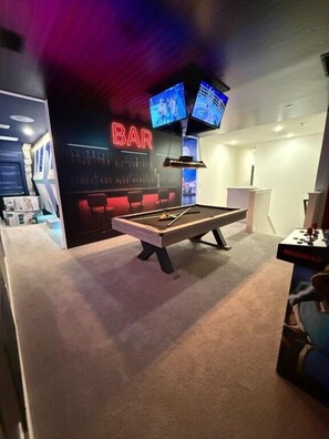 Spielezimmer