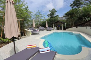 Pool 2