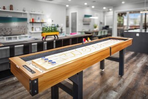 Spielezimmer