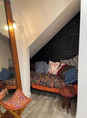 Hidden reading nook
