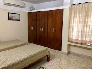 Bedroom 1 with Twin Beds