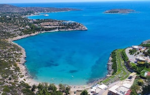 Loutraki Beach - 100m from the villa
