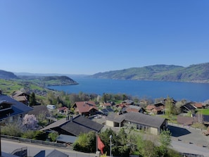 Gewässer, Bergforms, Hügel, Hochland, Landschaft, Haus, Küsten Und Ozeanische Forms, Bank, Menschliche Siedlung, Küste