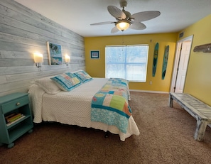 Master bedroom and bathroom are located at the front of the cond - Master bedroom and bathroom are located at the front of the condo. King sized bed and private ensuite bathroom.