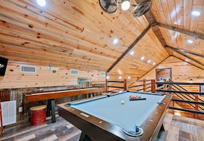 Spielezimmer