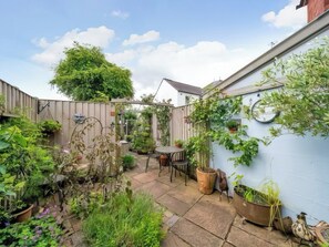 Outdoor | Flo’s Cottage, Kington