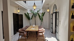 Outdoor dining