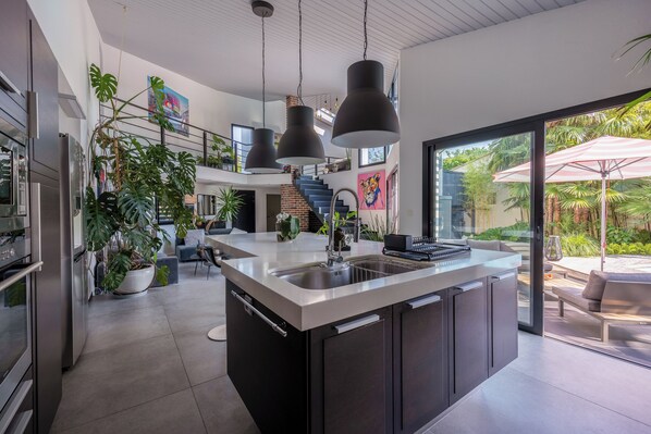 Private kitchen