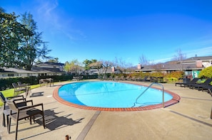 Dip into vacation mode at the resort pool. Lounge under the sun or cool off in style—your private oasis awaits.