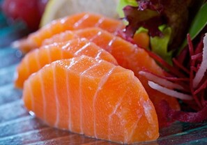 Alimentos y bebidas
