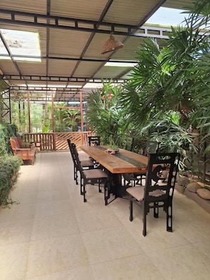 Outdoor dining