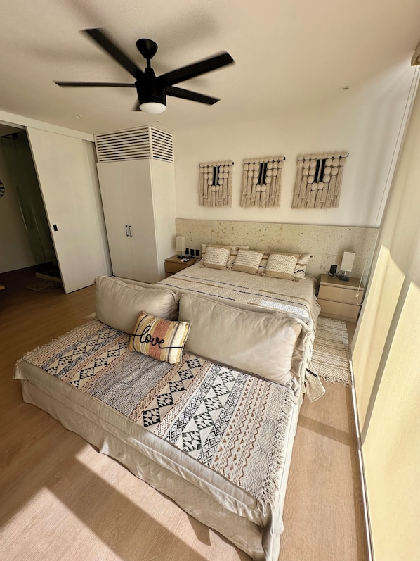 hermoso estudio Kumaru Suites