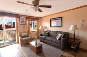 Kick back with your group in the comfortable living room!