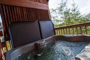 屋外スパ浴槽