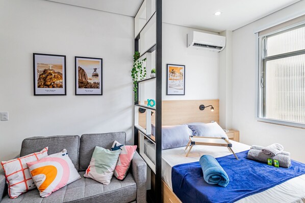 Foto de toda la habitación,Dormitorio,Vista (de la propiedad / habitación)
