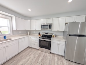 Our well-stocked kitchen includes oil spray, salt and pepper for your ultimate convenience.