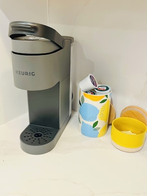 Kaffee und/oder Kaffeemaschine