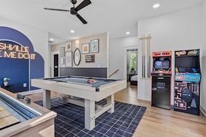 Spielezimmer