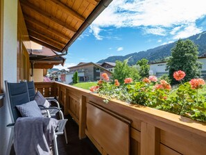 Balkon, Zimmerpflanze, Eco Hotel, Holzbeize, Blumentopf
