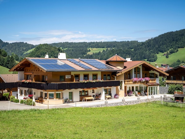 Hôtel, Villa