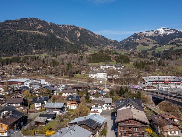 Paysage, Station De Montagne, Pente, Chaîne De Montagnes, Géologique Phénomène, L'Hiver, Village, Neige, Vallée, Alpes