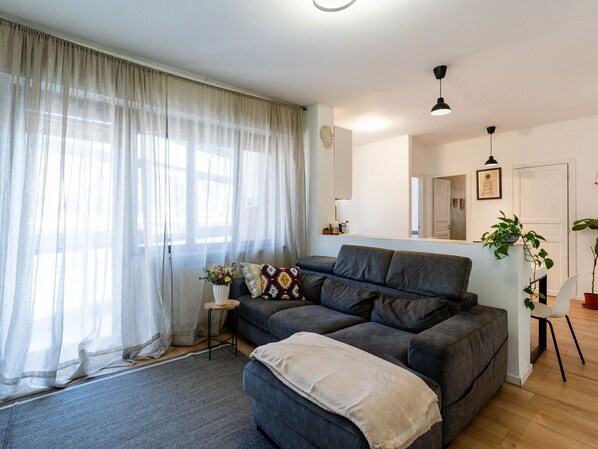 Wohngebiet, Strauch, Dach, Zuhause, Hütte, Auffahrt, Estate, Abstellgleis, Landscaping, Garten