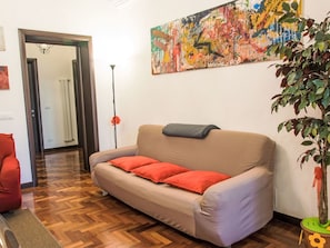 Möbel, Interior Design, Wand, Flooring, Fussboden, Couch, Holz, Zimmer, Textil, Wohnzimmer