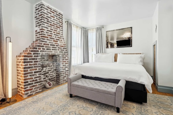 comfortable king size bed
