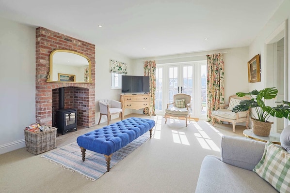 Kittiwake Cottage, Bempton - Host & Stay