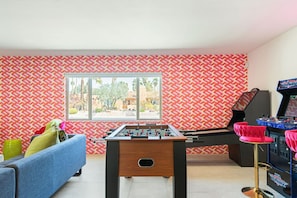 Spielezimmer