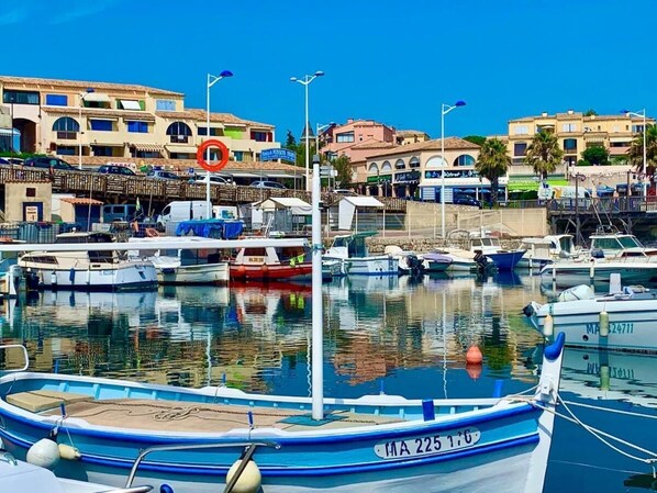 Marina