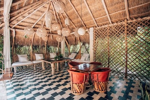 Outdoor dining