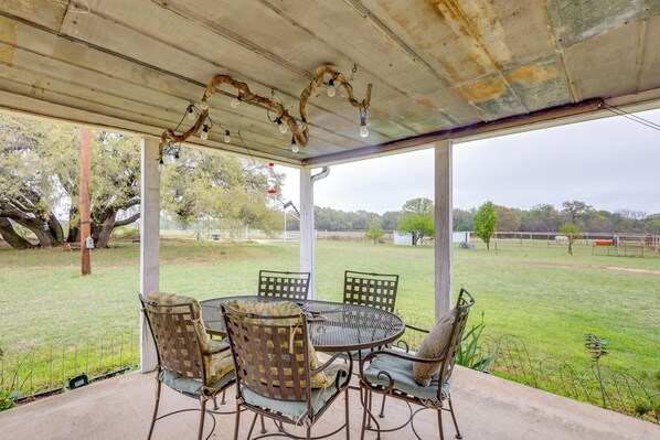 Sidney Vacation Rental | 3BR | 3BA | 2,100 Sq Ft | 3 Steps to Enter