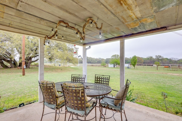 Sidney Vacation Rental | 3BR | 3BA | 2,100 Sq Ft | 3 Steps to Enter