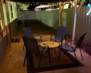 屋外ダイニングエリア