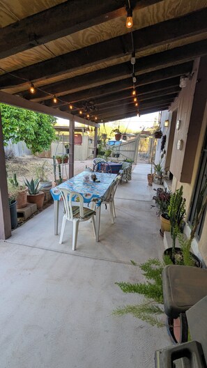 Outdoor dining