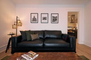 Den seating