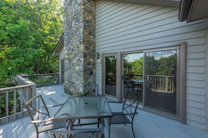 Enjoy your meals outside on the deck while breathing in the fresh mountain air!