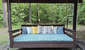 Lounge in Style, Surrounded by Nature