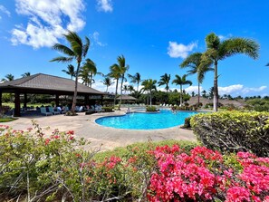 Lagoon pool and pavilion at Kulalani rec center 