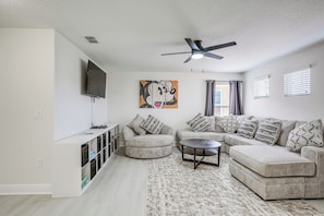 Upper Living Room | 2nd Floor | Smart TV | Video Game Console | Desk Workspace