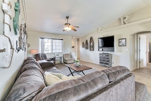 Living Room | Central A/C