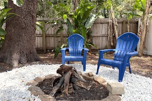 Relax with a view of nature and your favorite travel buddy