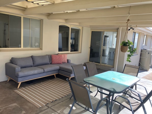 Outdoor dining