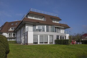 Extérieur maison de vacances [été]