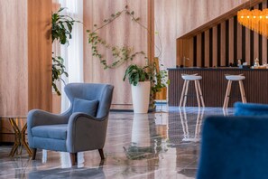 Entrance / Reception
