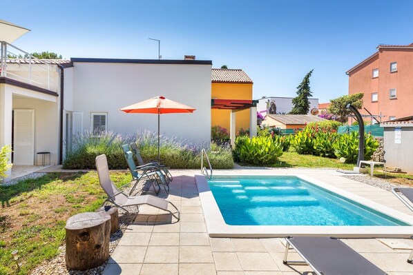 Piscine maison de vacances