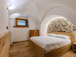 Mur, Design Intérieur, Bois, Plafond, Chambre, Sol, Sol, Éclairage, Pièce, Meubles