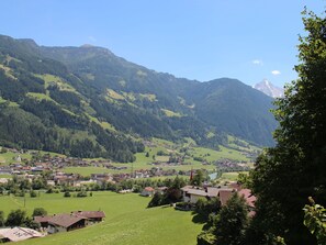 Bergforms, Berg, Hügel, Gebirge, Hochland, Bergstation, Landschaft, Senke, Ländliches Gebiet, Wiese